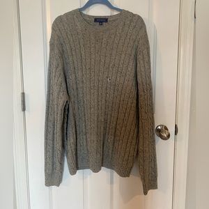 New never worn gray crown & ivy sweater